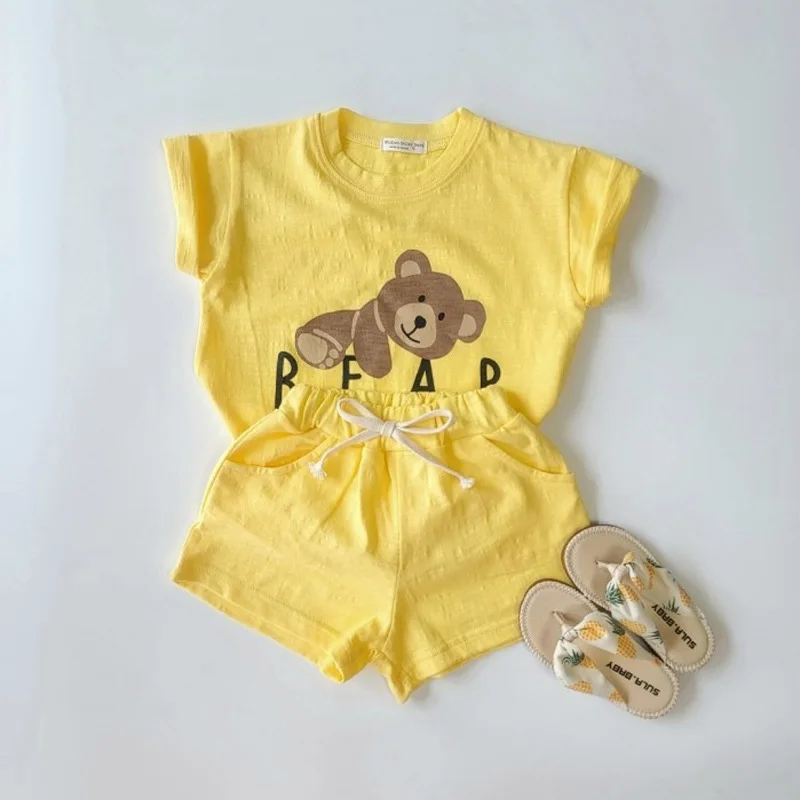 2023 Sommer Nyt lille Barn Baby Tøj Sæt Boy Cartoon Bære Mønster Fashion T-shirt + Barn Casual Bomuld Korte Bukser 2stk Passer til